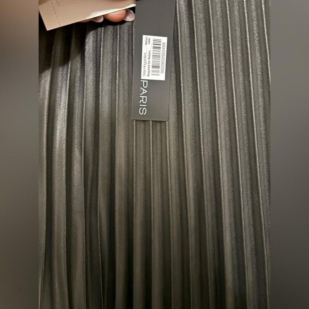 Lucy Paris Women's Black Skirt - Picture 3 of 8